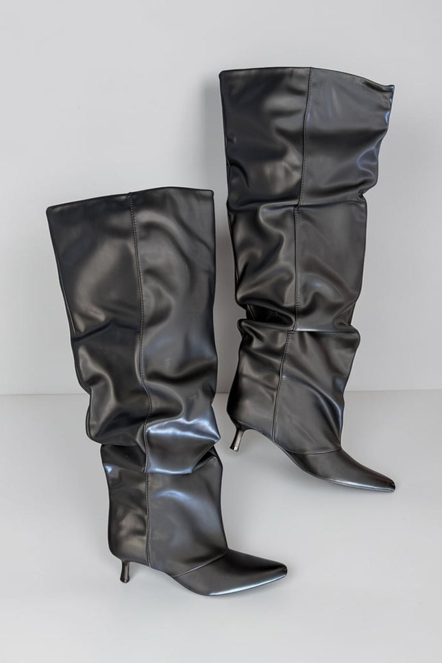 Stivale ecopelle nero drappeggiato