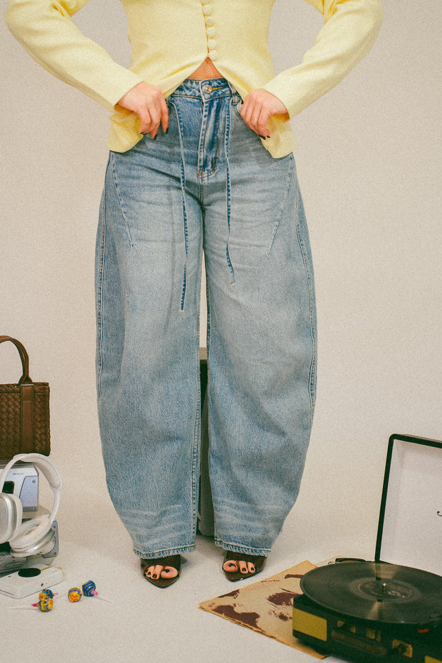 Jeans ballon vintage con cinturino