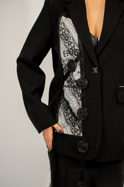 Blazer strutturato black con inserti pizzo