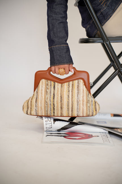 Clutch rafia con chiusura scatto